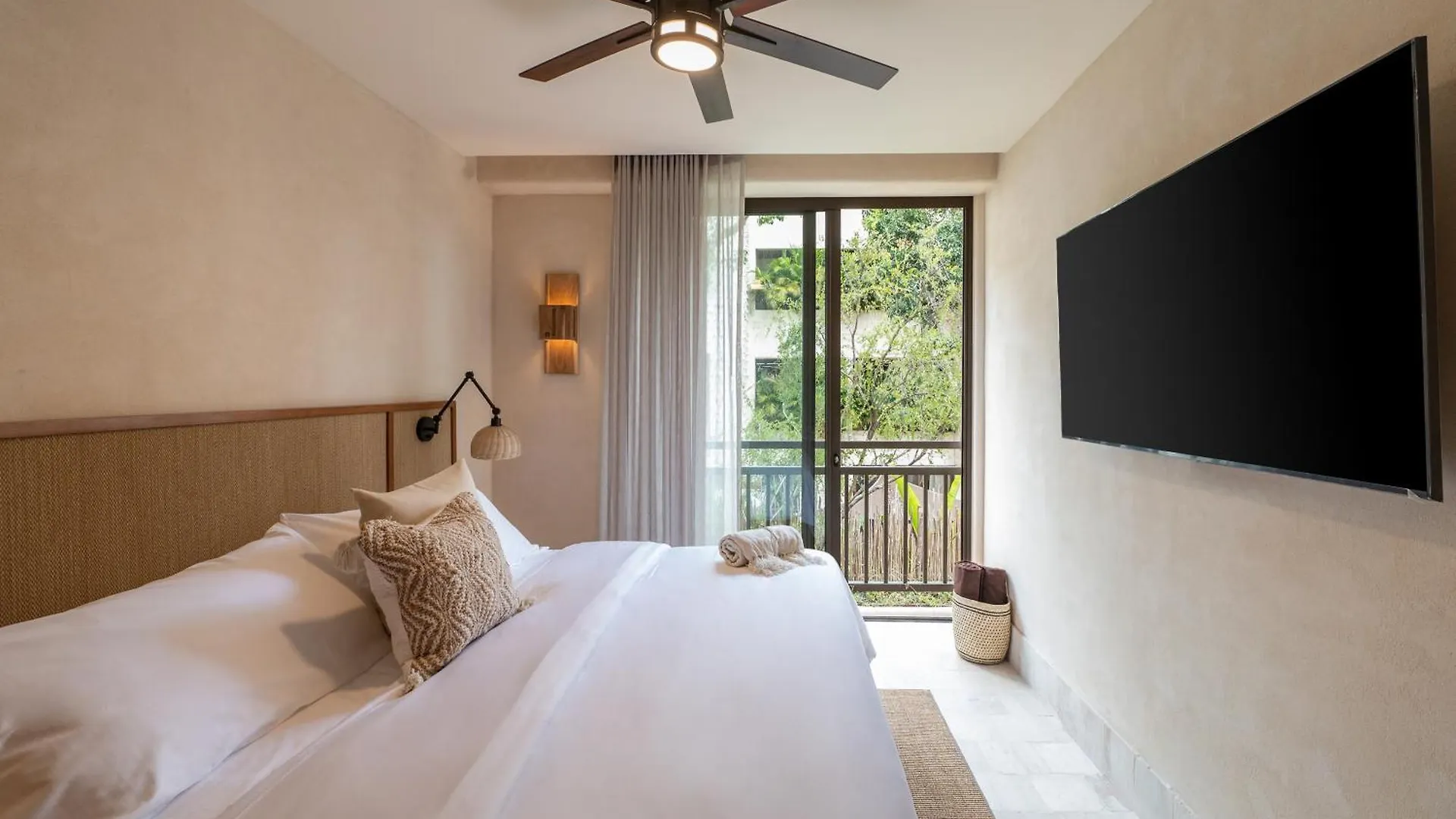 4Br Amazing Condo With Private Pool In Tulum By Solmar Rentals 0*,  Mexiko