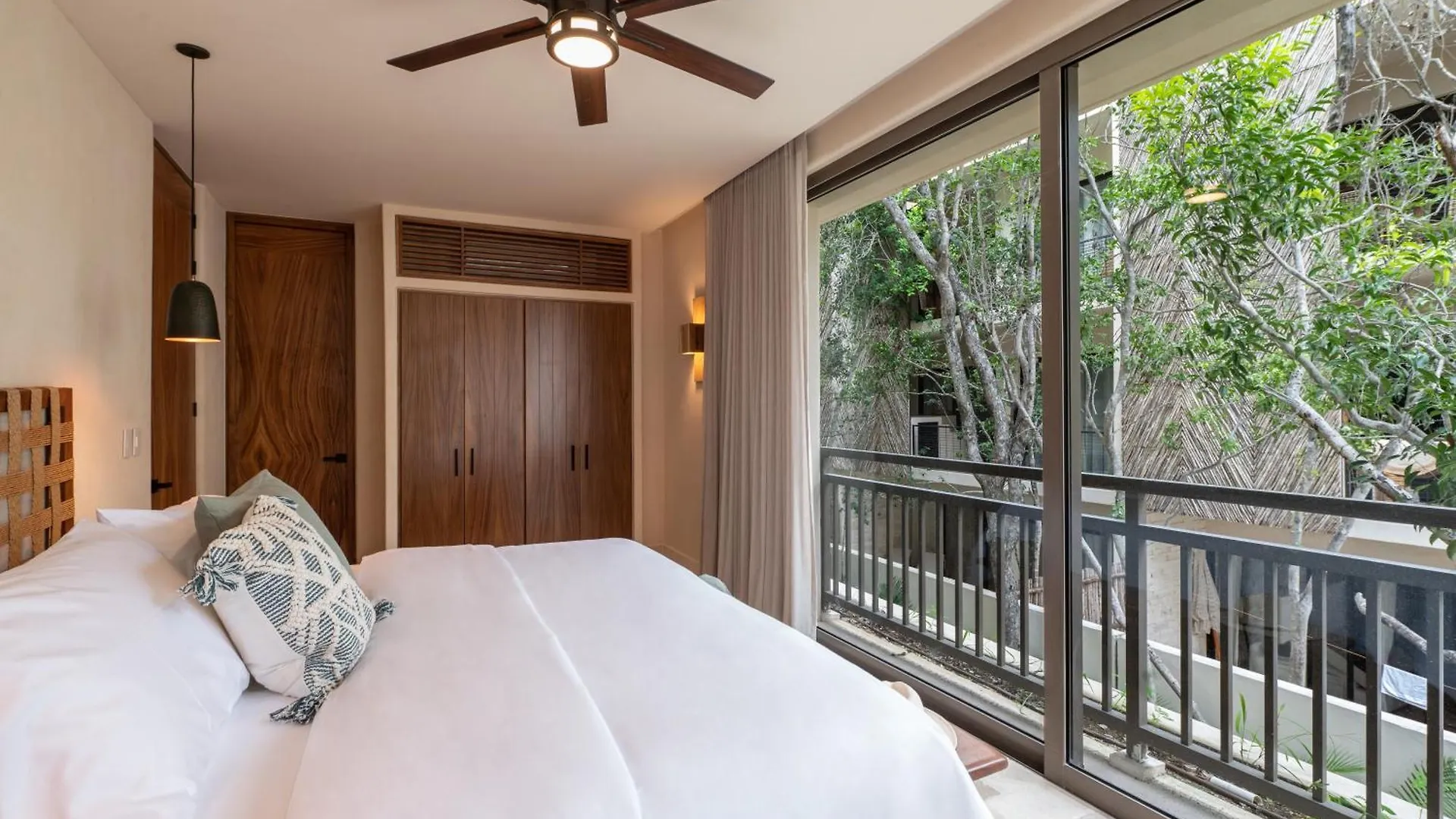 Apartment 4Br Amazing Condo With Private Pool In Tulum By Solmar Rentals Mexiko