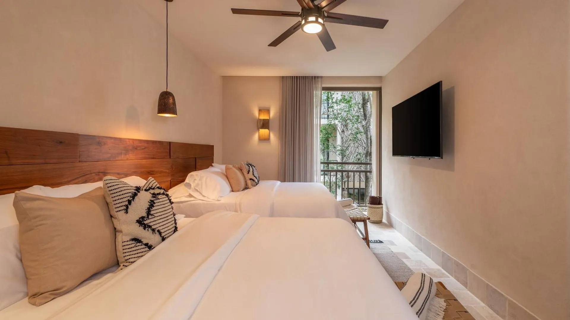 Apartment 4Br Amazing Condo With Private Pool In Tulum By Solmar Rentals